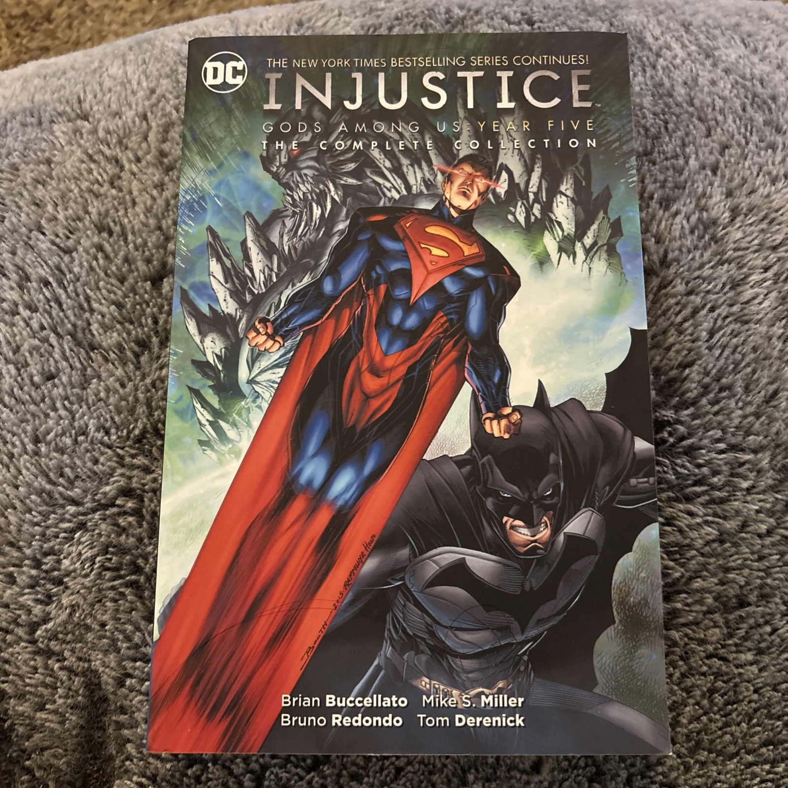 Injustice: Gods Among Us Year Five, The Complete Collection- GN TPB-DC