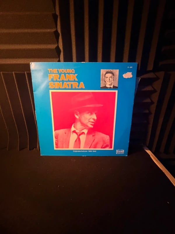 Frank Sinatra - The Young Frank Sinatra