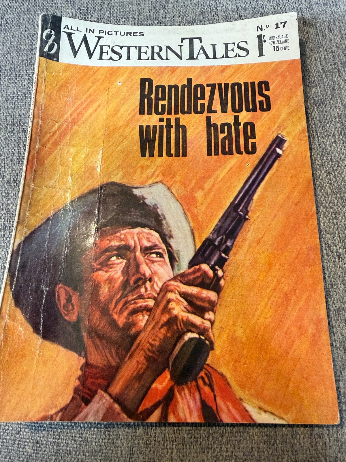 VINTAGE WESTERN TALES COMIC MAGAZINE NO 17 RENDEZVOUS WITH HATE STORY