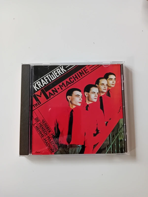 Kraftwerk – The Man-Machine (CD Album Original 1978/1988 Capitol Records Made in UK)