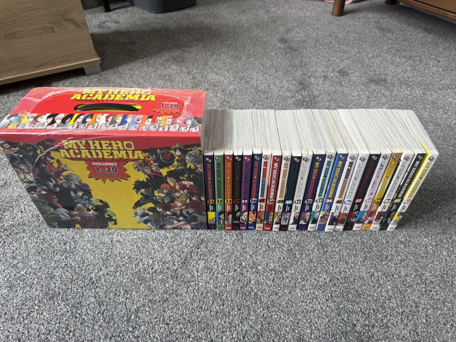 My Hero Academia Volumes 1-42 (Includes Box Set 1) BRAND NEW English Viz Media!