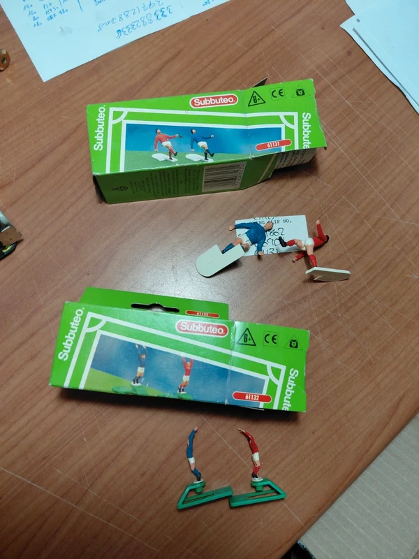 Subbuteo accessori: battitori calcio angolo e rimesse laterali