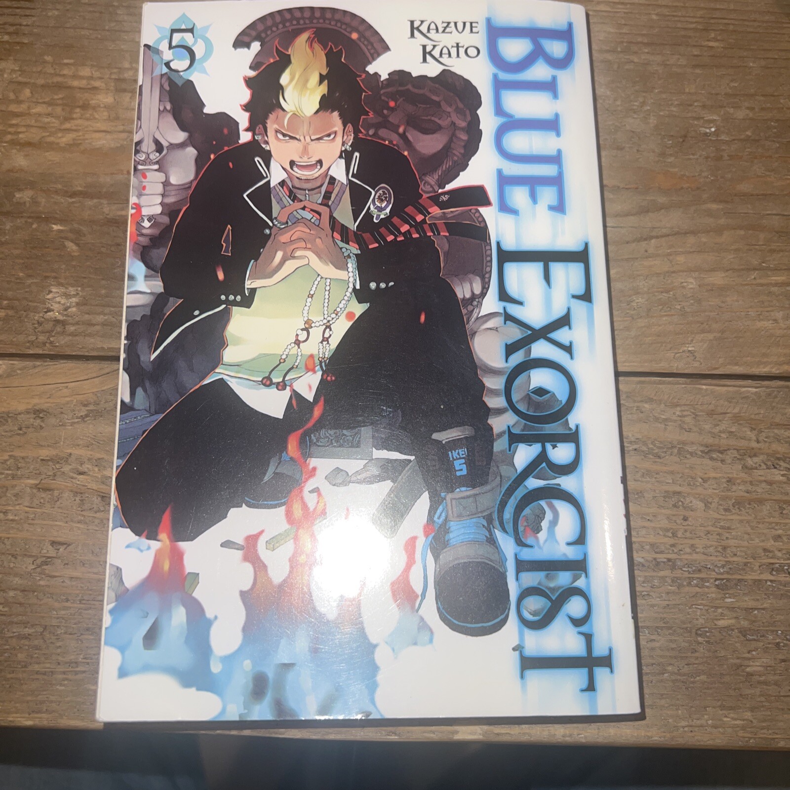 Esorcista blu, vol. 5 Paperback Kazue Kato