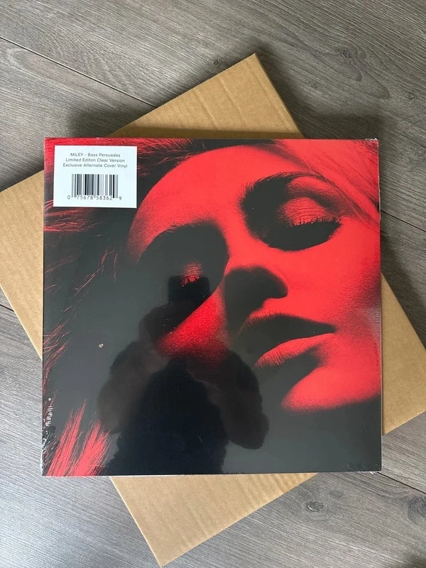 Miley Cyrus - Bass Pursuades ( Alt Cover / Clear Vinyl )