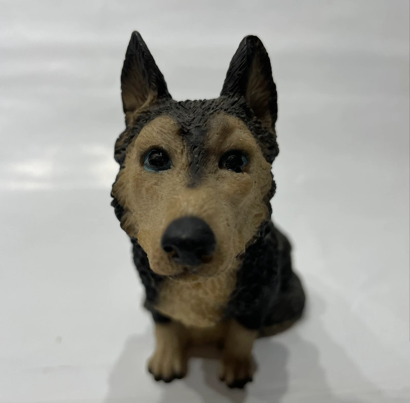 Statuina cane Husky - Castagna