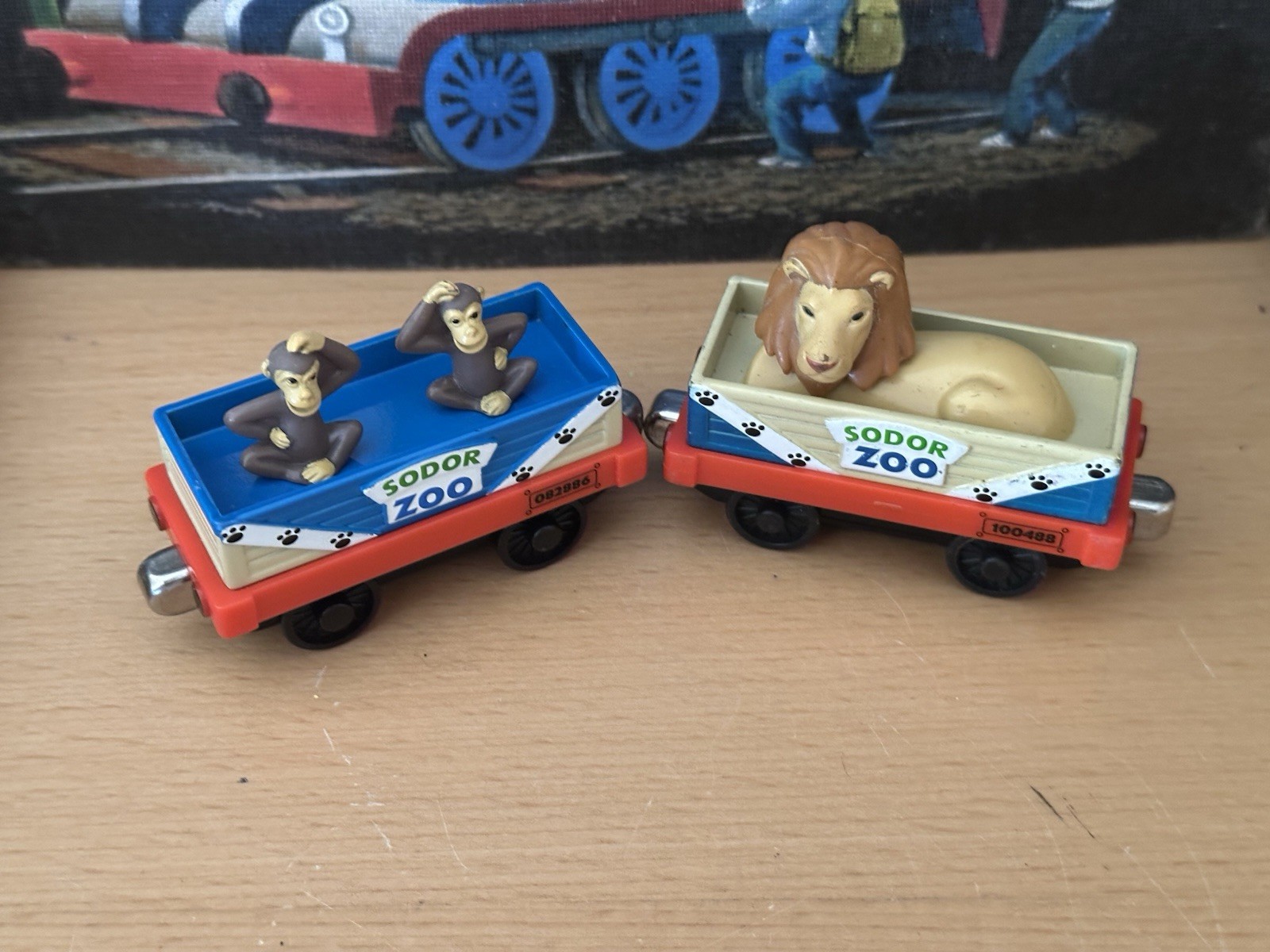 Take Along N Play Diecast Thomas Train Sodor Zoo Cars! Suono!
