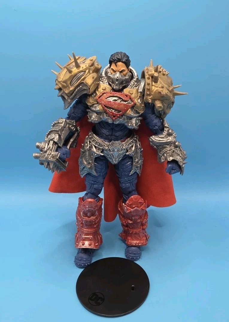 McFarlane DC Multiverse Page Punchers Superman Ghosts Of Krypton Superman Figure