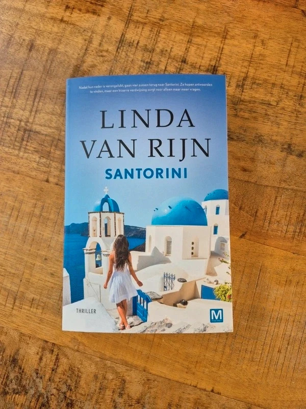 Santorini van Linda van Rijn