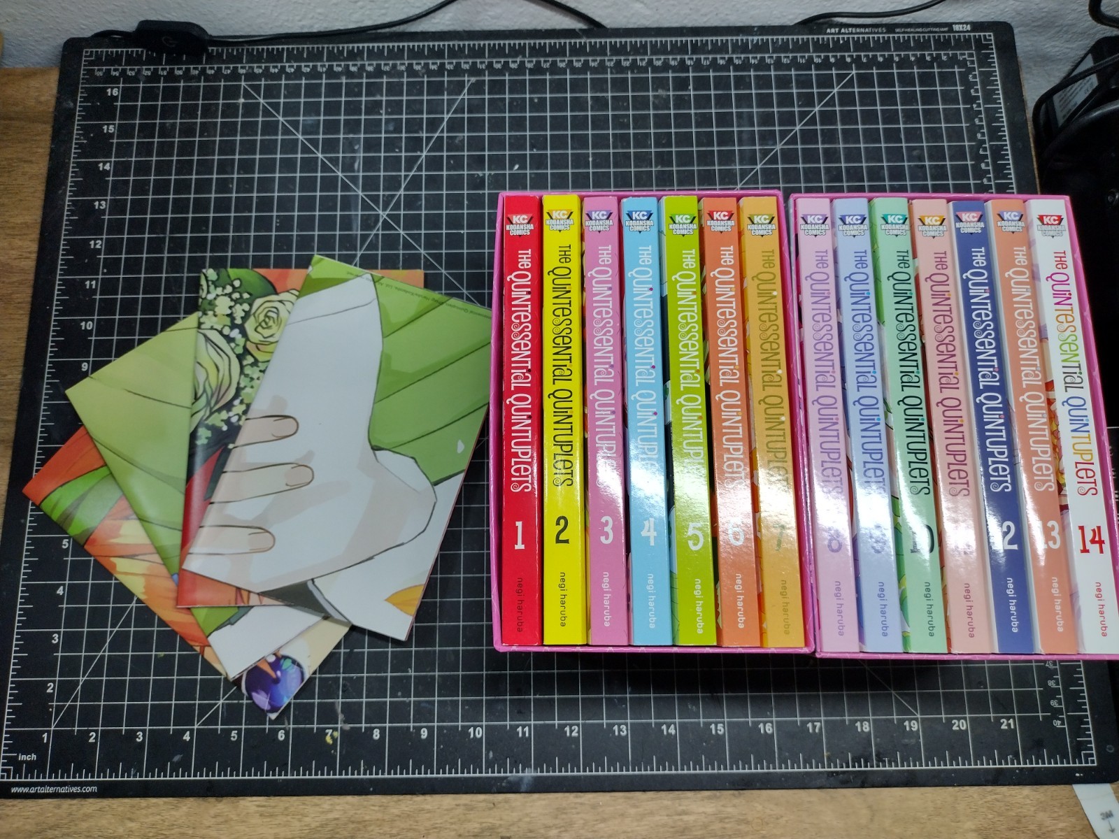 The Quintessential Quintuplets Box Set Manga Boxes 1 e 2 Vol 1-14 Inglese