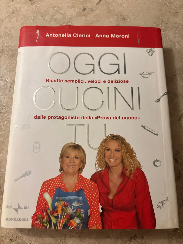 Libro di cucina Oggi cucini tuClerici e Moroni