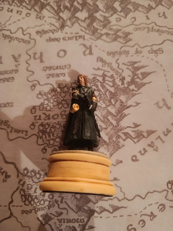 Pièce échecs eaglemoss seigneur des anneaux Boromir pion blanc