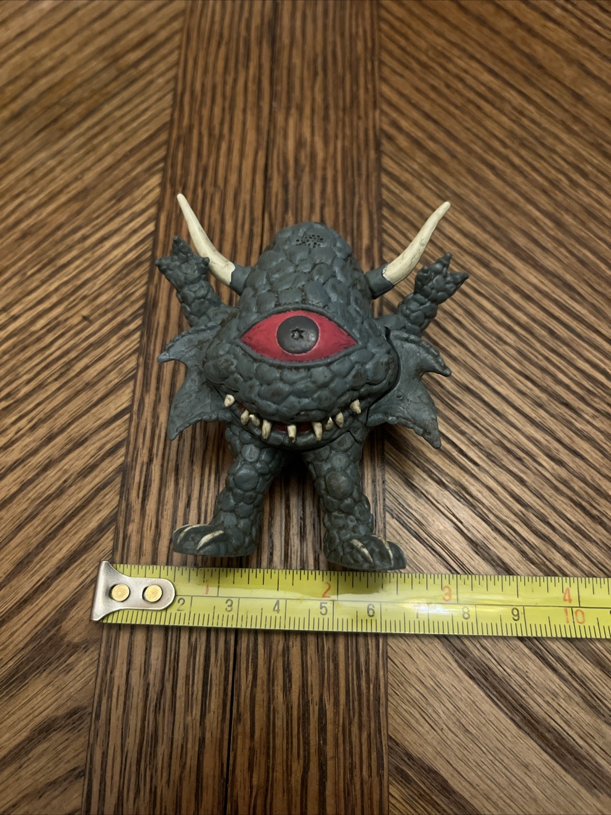 Ultraman Tsuburaya Mini Vinyl Kaiju Figure Personaggio Sconosciuto - Si apre Gan-Q?