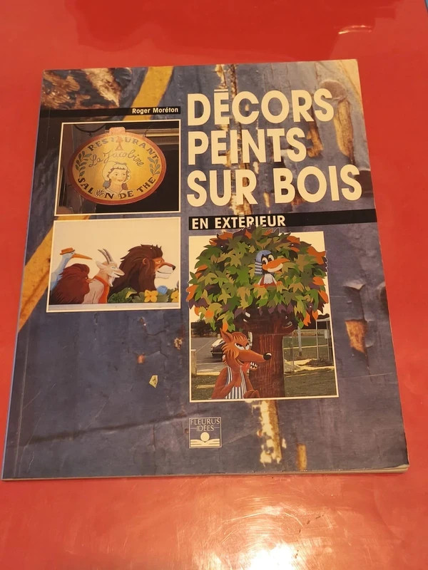 Décors peints sur bois en extérieur Broché –