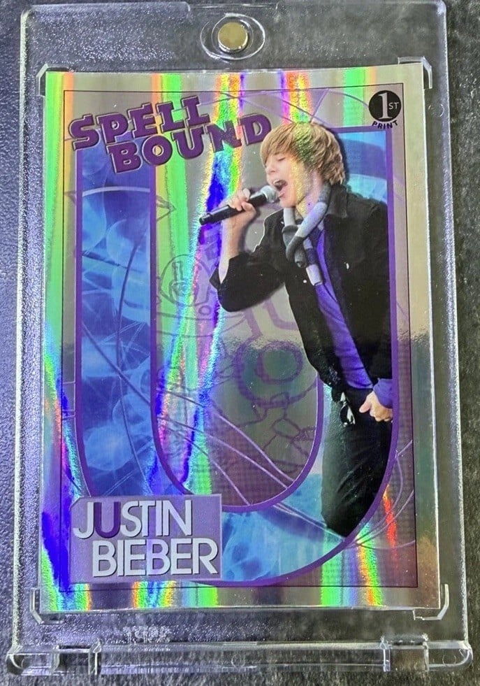 2010 Panini Bieber Time Justin Bieber Spellbound "U" 1° Edizione Stampa #2