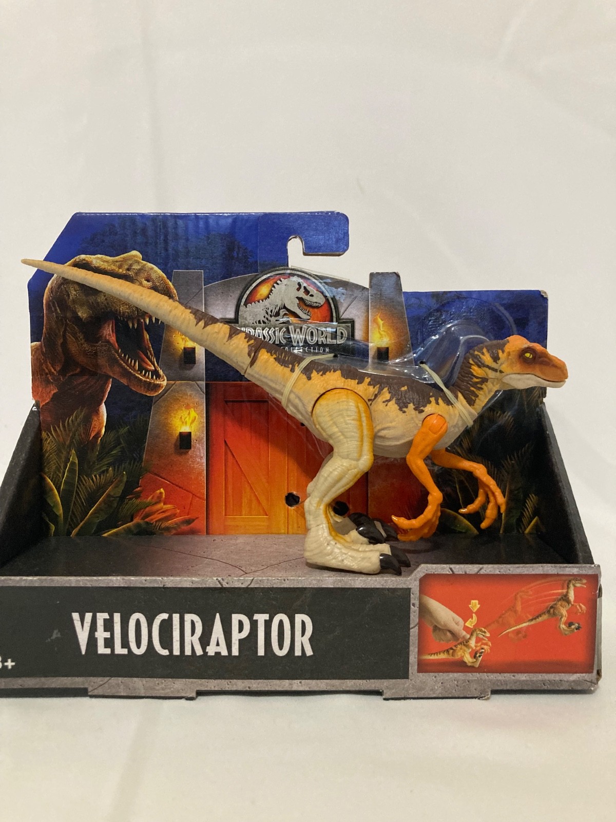 JURASSIC WORLD ￼Legacy Collection VELOCIRAPTOR