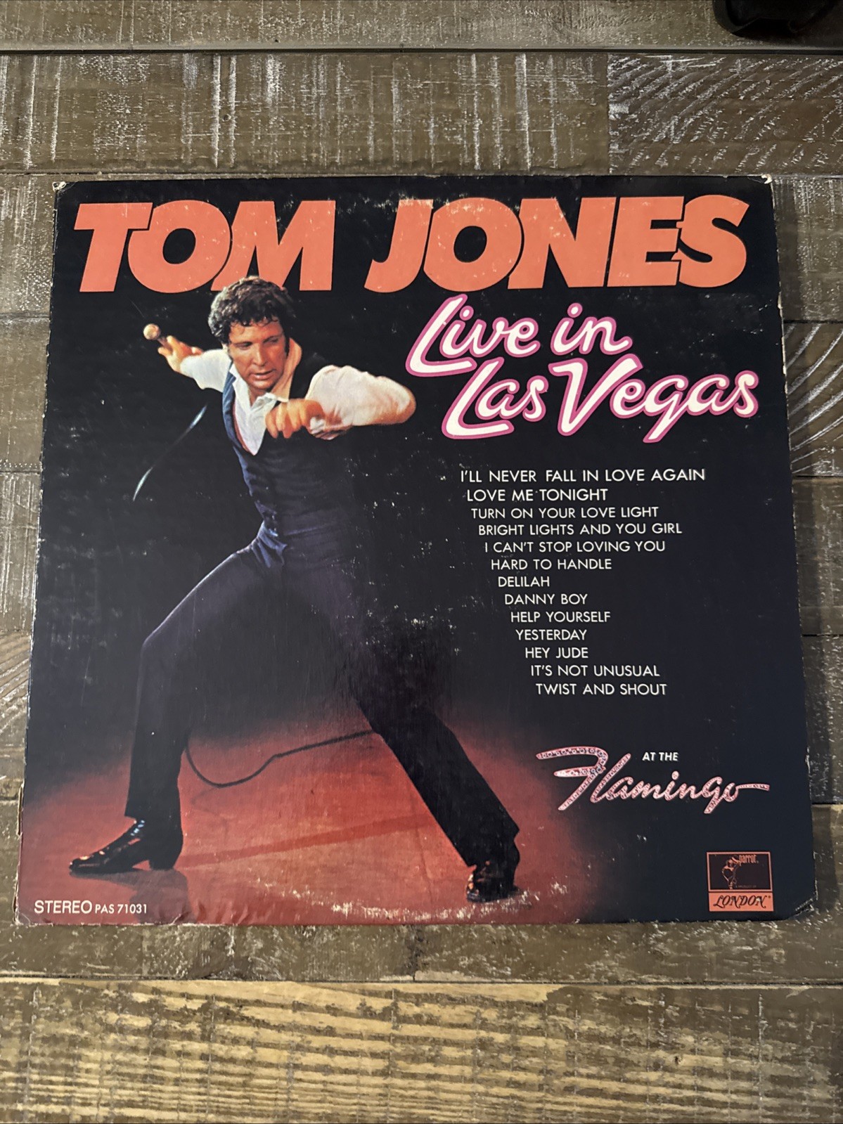 TOM JONES LIVE IN LAS VEGAS PAS-71031 LP VINYL RECORD