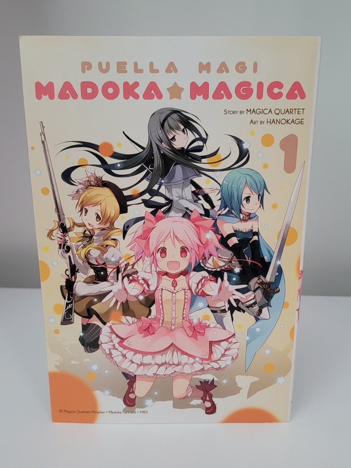 Puella Magi Madoka Magica Vol. 1 manga graphic novel stampa inglese yen (2012)​