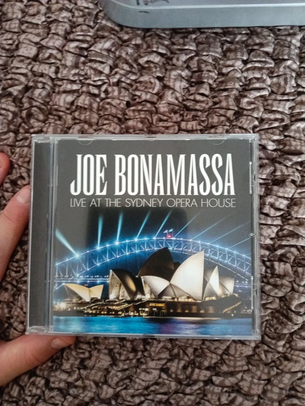Joe Bonamassa - Live at the Sidney Opera House