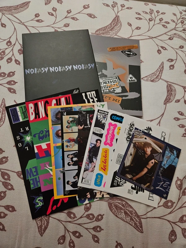 set album Noeasy, photobook In Life et inclusions skz