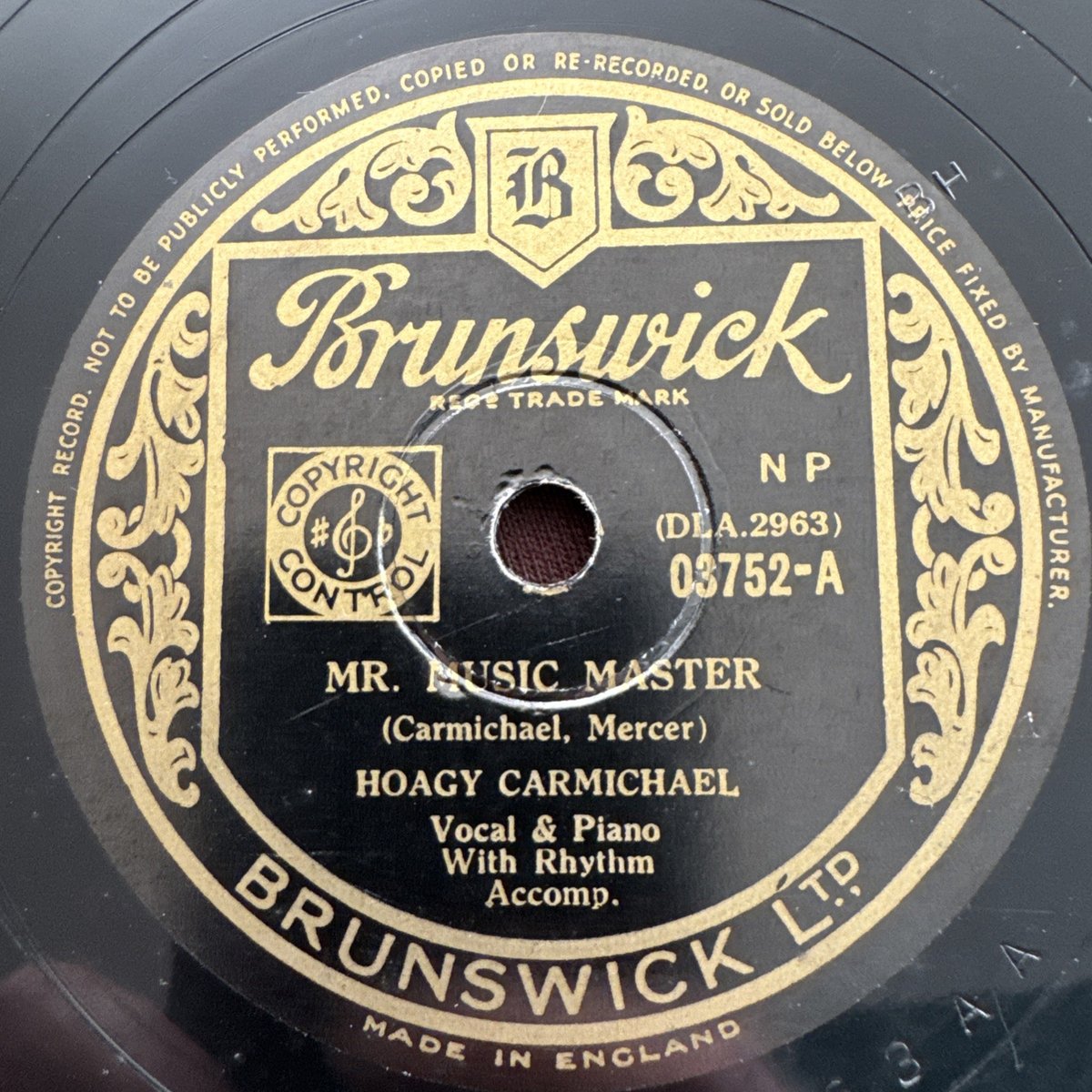 HOAGY CARMICHAEL Hong King Blues / Mr Music Master BRUNSWICK 03752 78rpm E
