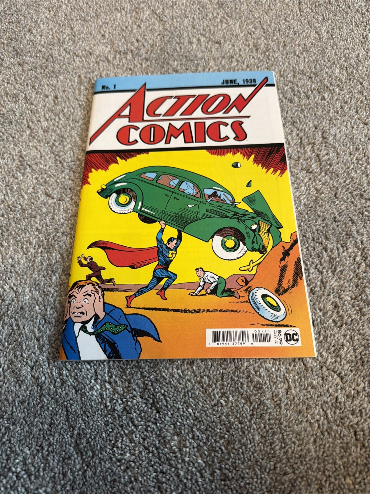 Action Comics #1 - (2022 Facsimile Variant Cover) - KEY 1st Superman 