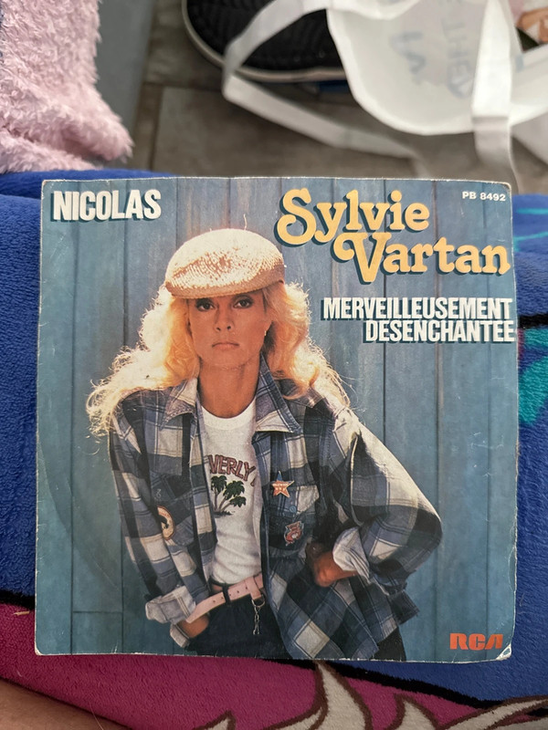 Sylvie Vartan - Merveilleusement désenchantée