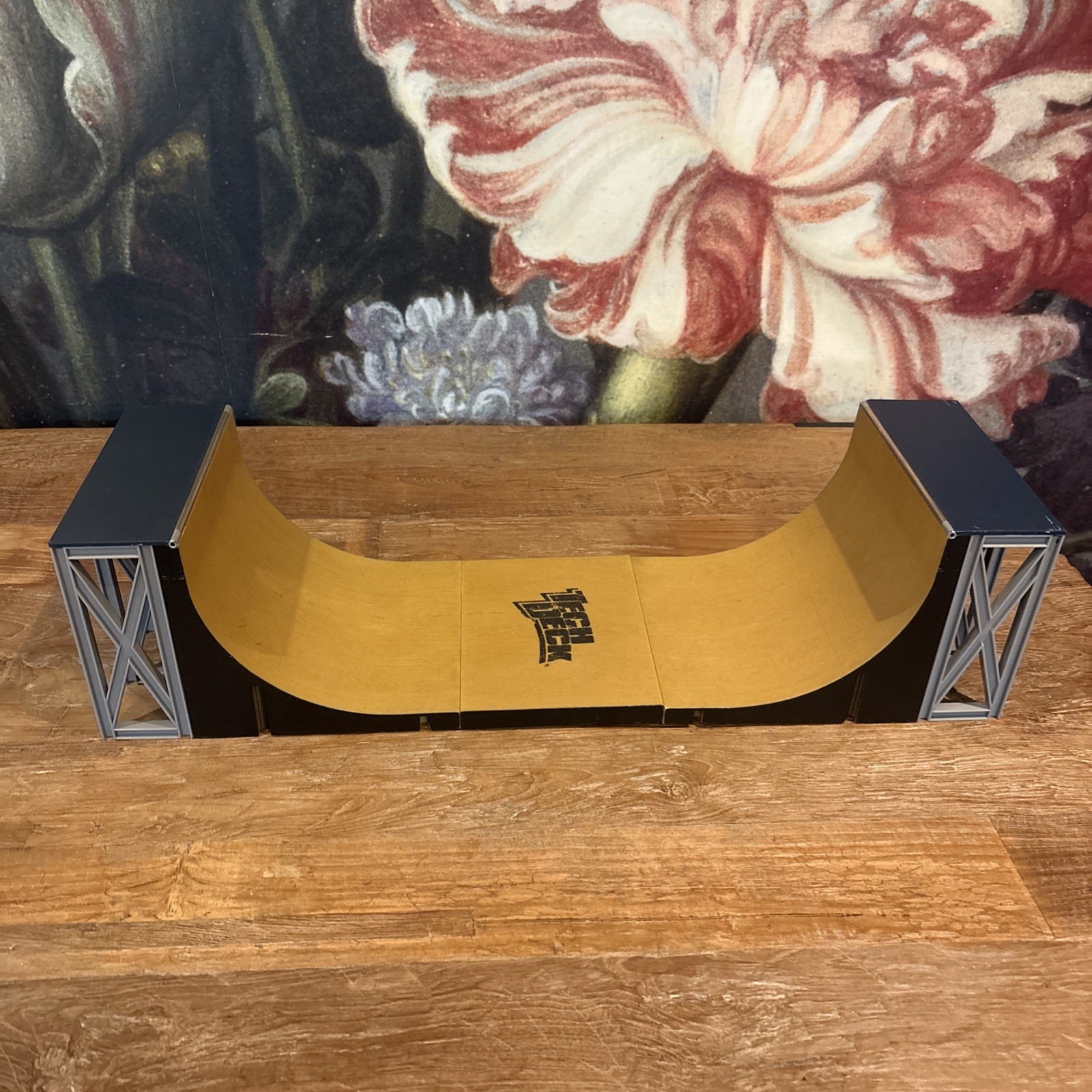 Tech Deck Half Pipe Ramp