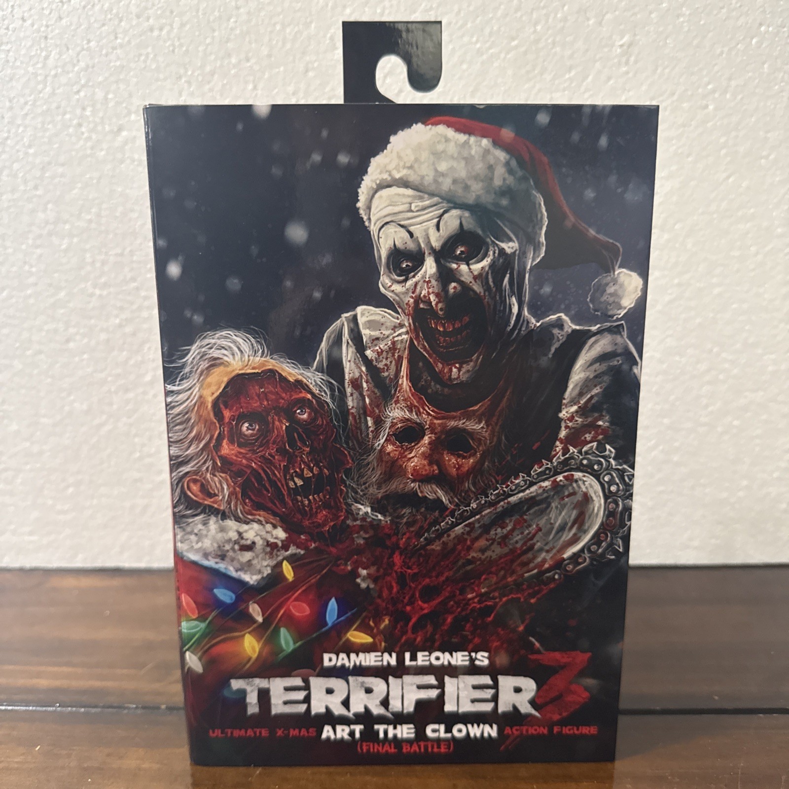 NECA Terrifier 3 Ultimate X-Mas Art The Clown Action Figure Final Battle NYCC