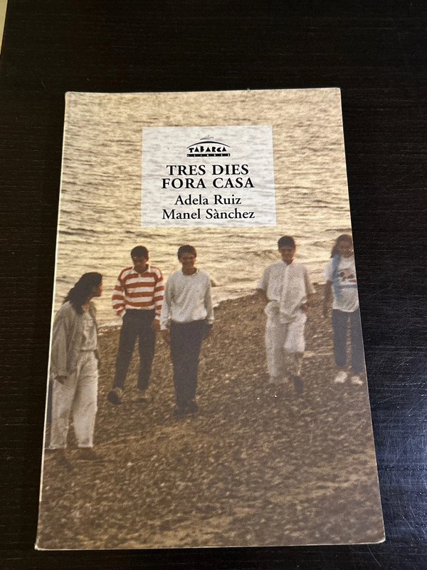 Libro Tres dies fora de casa