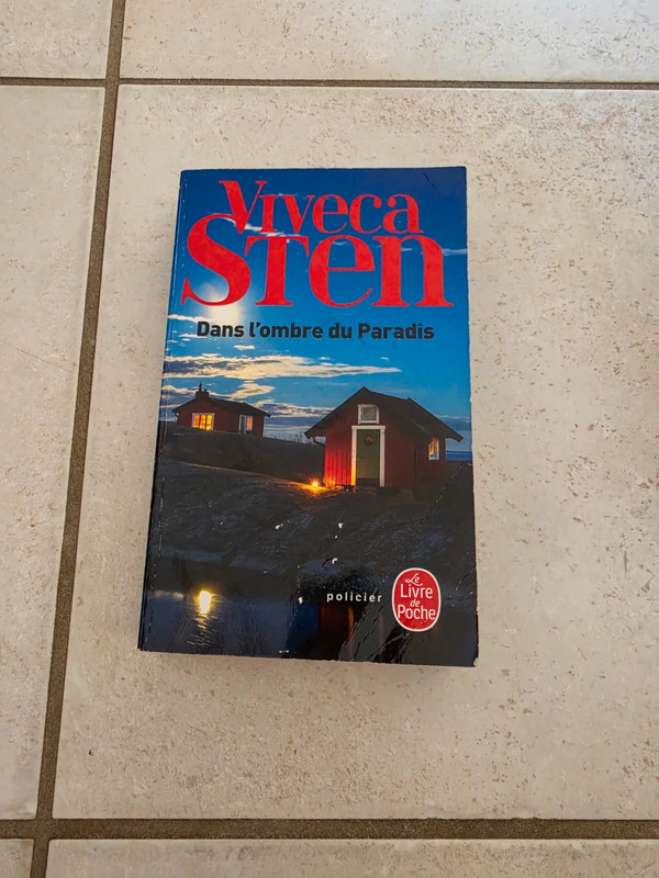 📚 Dans l'ombre du Paradis – Viveca Sten – Le Livre de Poche – Bon état