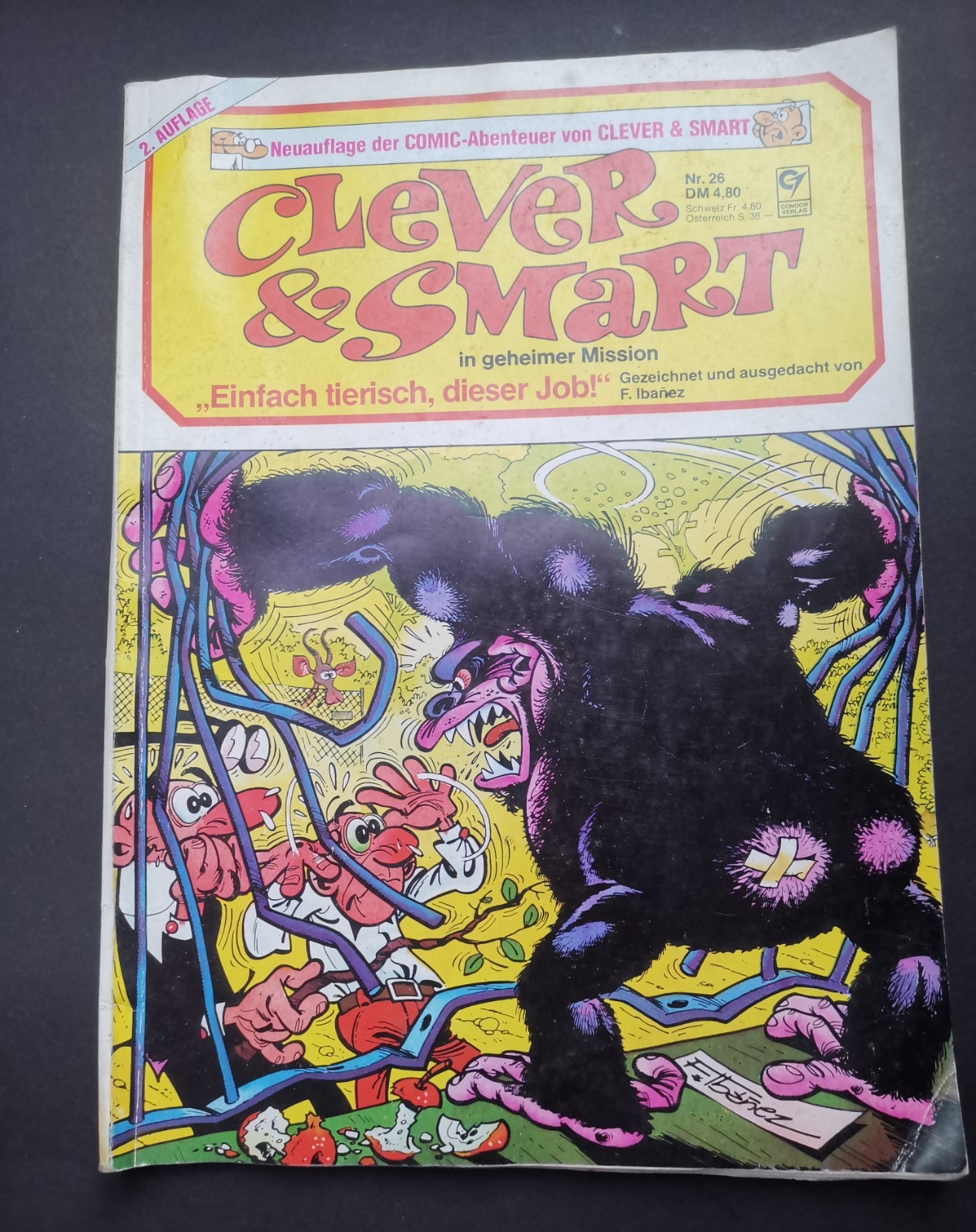 Rivista di fumetti Clever & Smart semplice animale questo lavoro