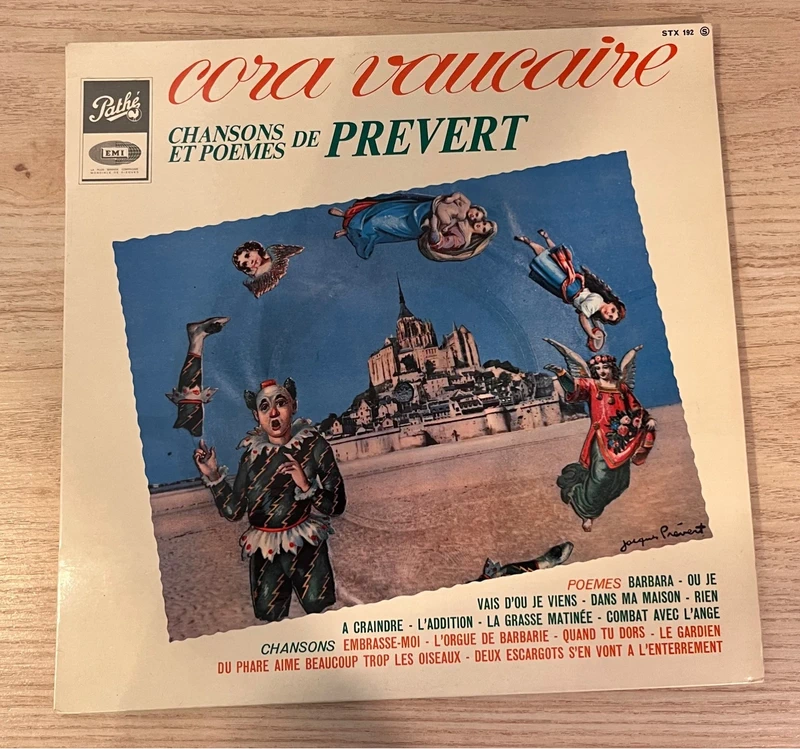 33t Cora Vaucaire