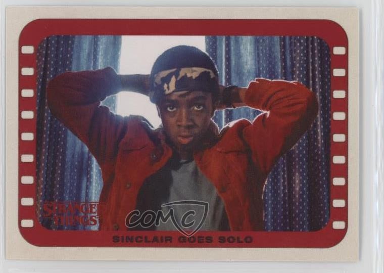 Adesivi Topps Stranger Things 2018 Lucas Sinclair Sinclair va da solo #6 16to