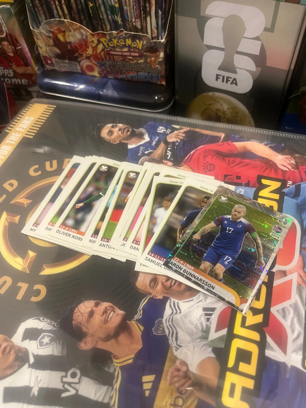 Lote 35 Stickers Road To Uefa EURO 2020 Panini sem repetidos