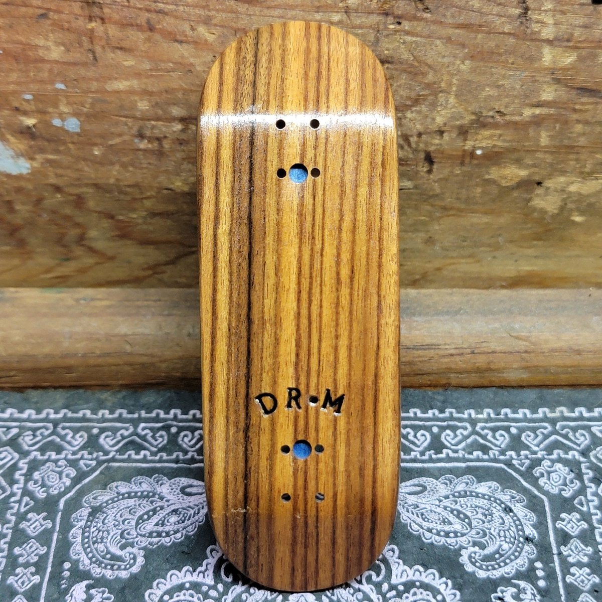 Dr.M X Flatface Fingerboards G16 32,5 mm Premium a forma di mano NUOVO