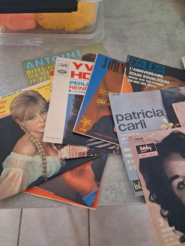 17 disques