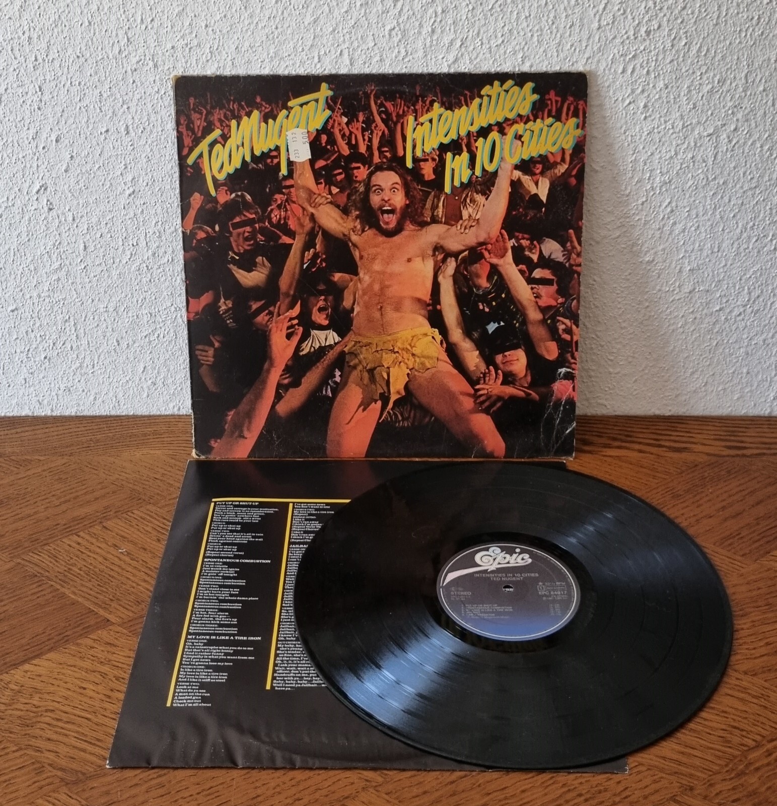 LP - Ted Nugent – Intensities In 10 Cities - Epic 84917 - 1981