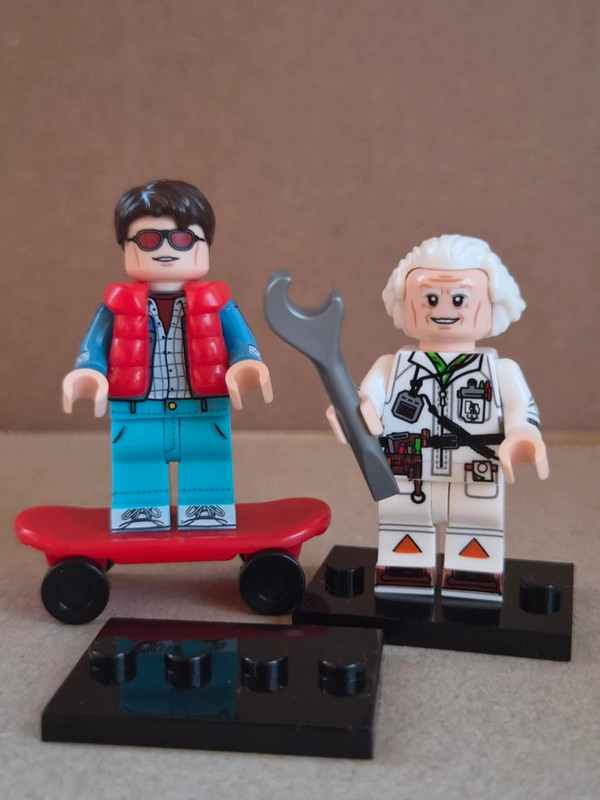 Back to the future 🎥 Doc e Marty Mcfly minifigure style Lego compatible