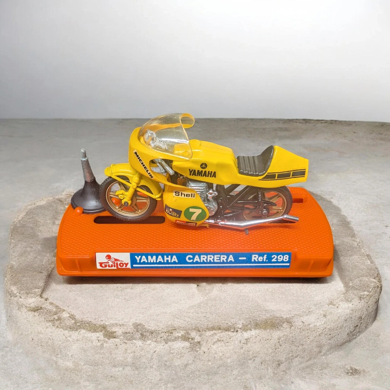 Miniatura Guiloy Yamaha Carrera Ref. 298