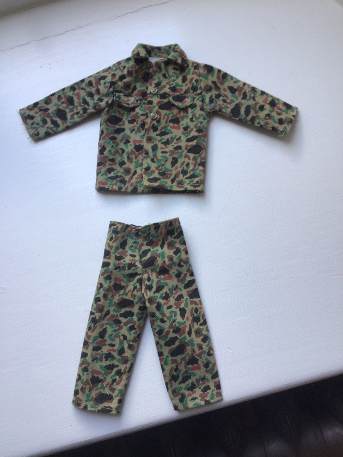 Vintage Action Man Jungle Fighter uniform .