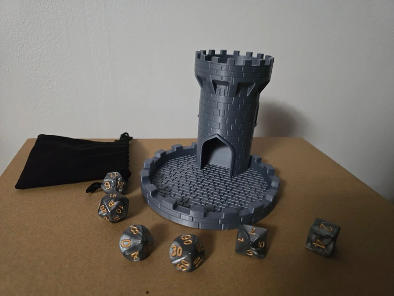 D&D dices and Dice Tower