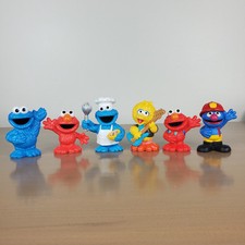 Hasbro Sesame Street Workshop 6 Figures Big Bird Cookie Monster Elmo Grover 