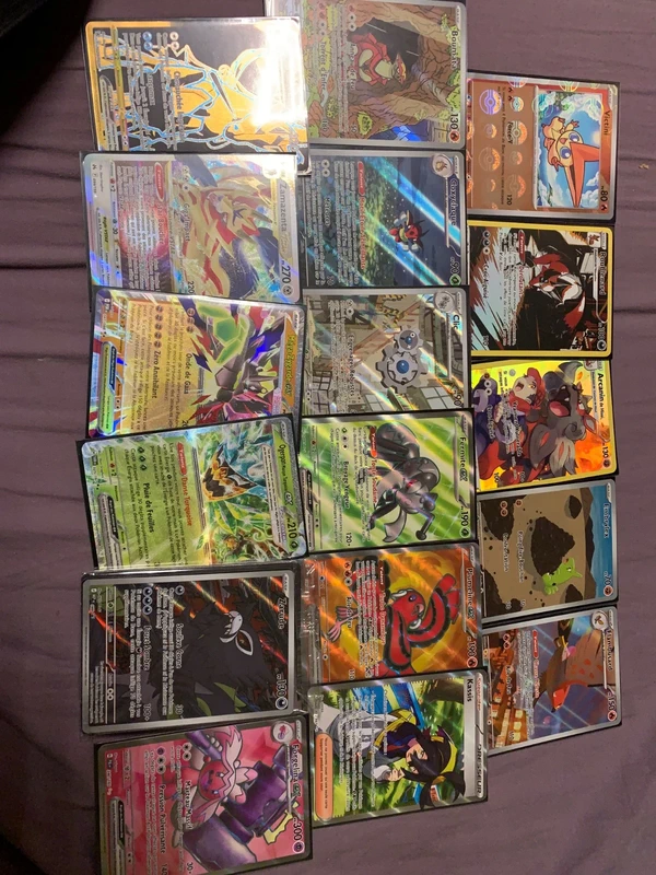 Lots 28 cartes Pokémon