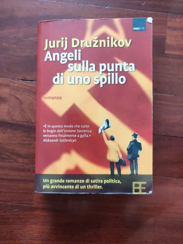 Angeli sulla punta di uno spillo