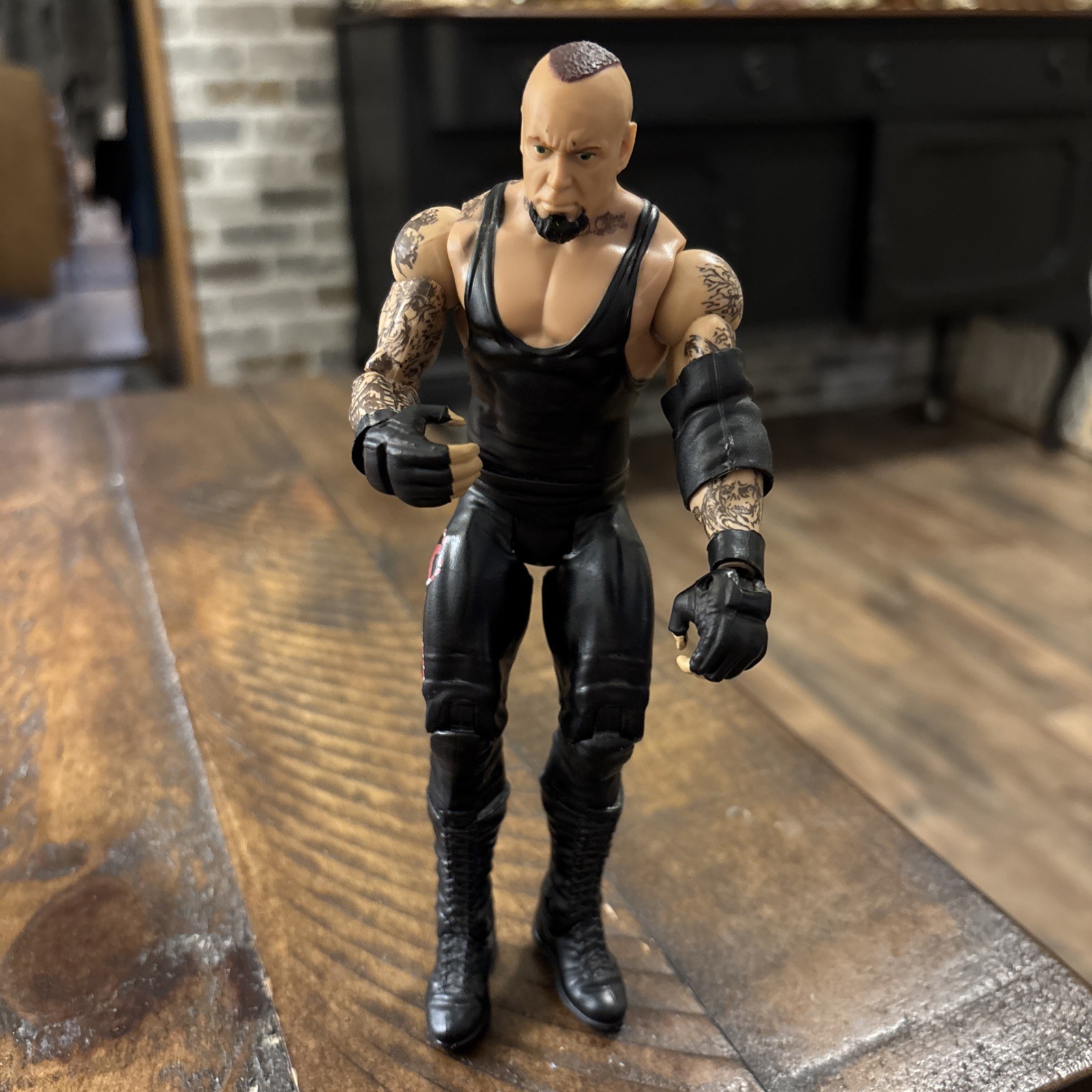 Mattel WWE THE BECCHINO 2011 ACTION FIGURE WWF Wrestler