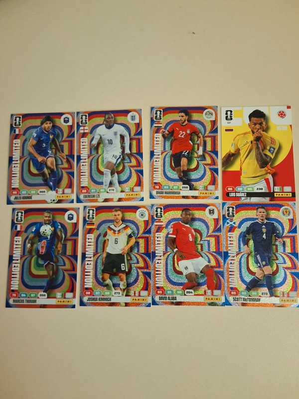 Lot de cartes édition limited Adrenalyn xl