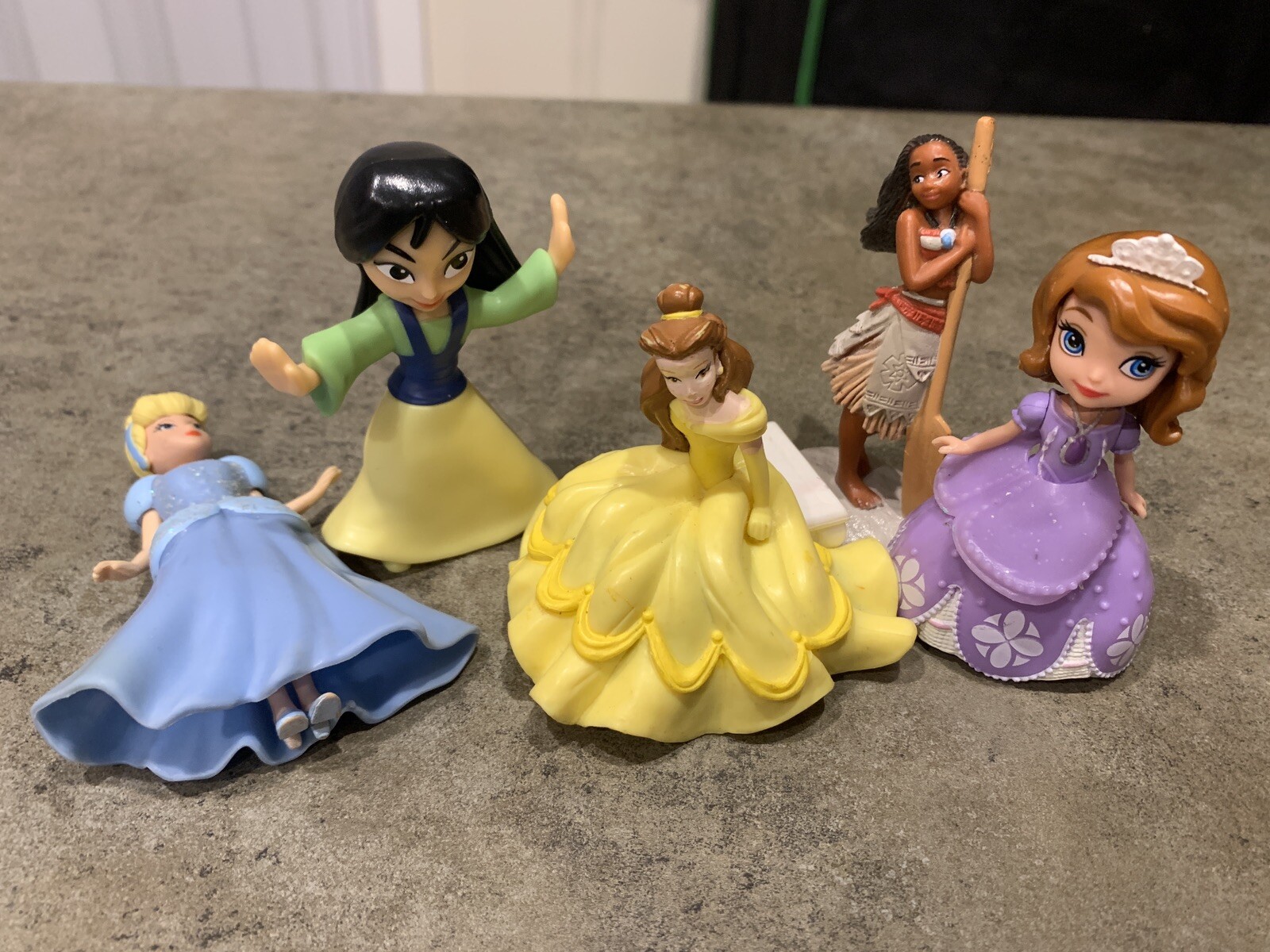 Cake topper personaggi principesse Disney Belle, Mulan, Moana e Sofia