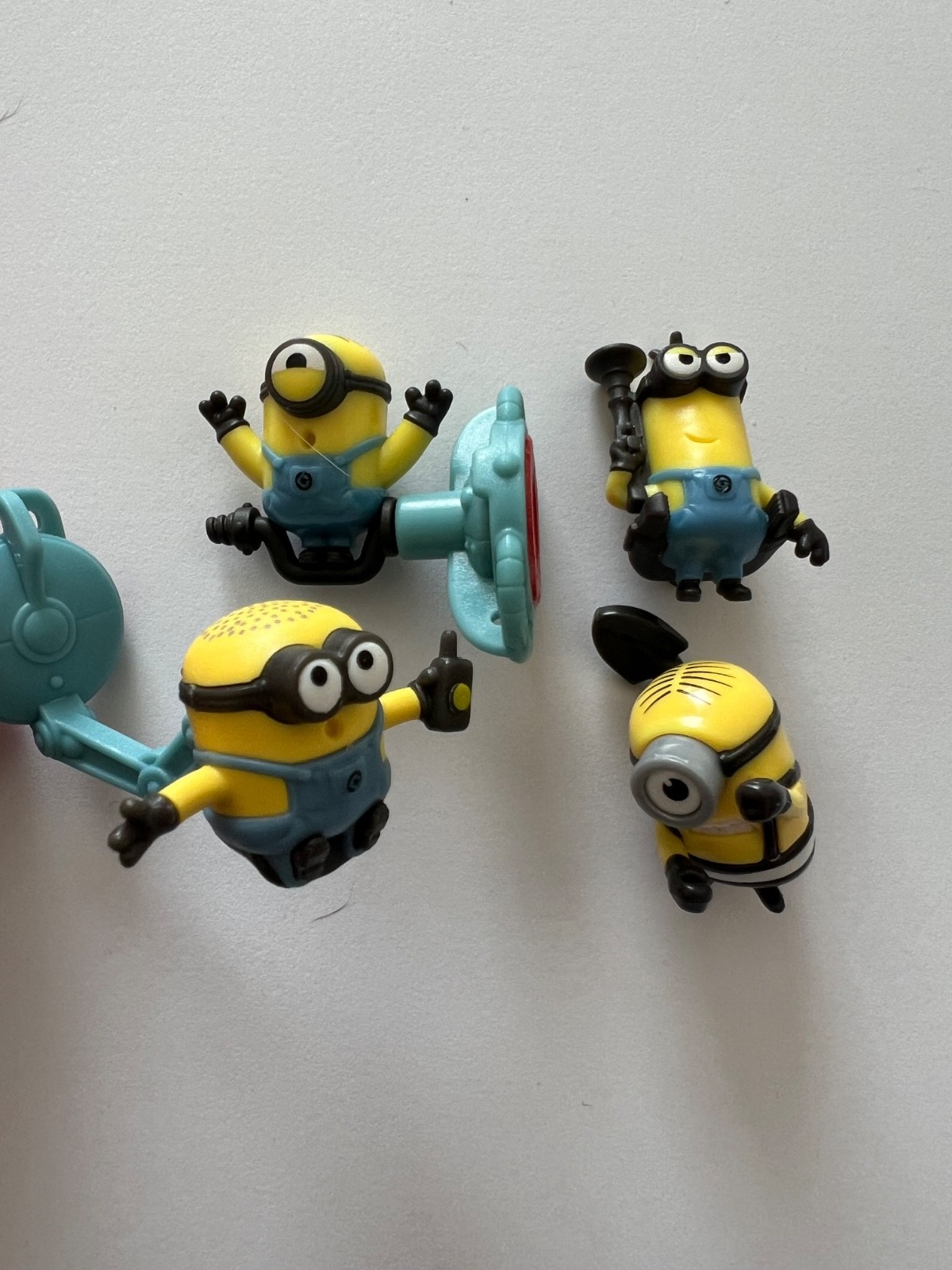 Lotto 4 action figure Minions Cattivissimo Me film giocattoli illuminazione cake topper