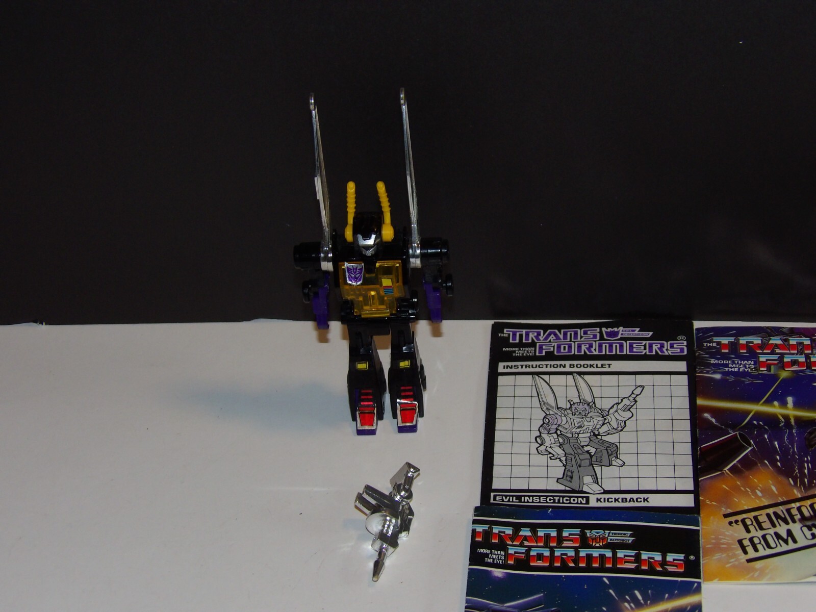KICKBACK TRANSFORMERS G1 KICKBACK INSECTICON COMPLETO VINTAGE ORIGINALE