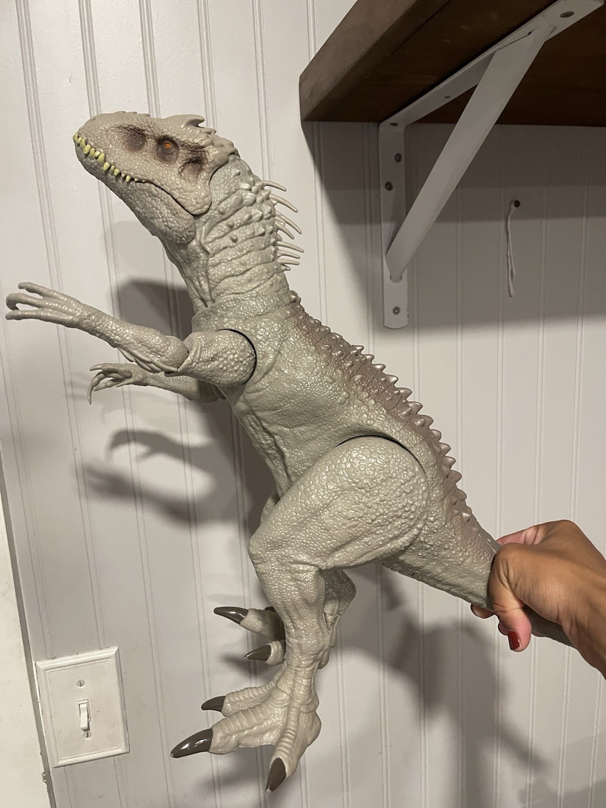 Modellino Jurassic World Park Destroy 'N Devour Indominus Rex